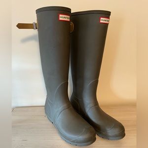 LIKE NEW✨ HUNTER RAIN BOOTS
